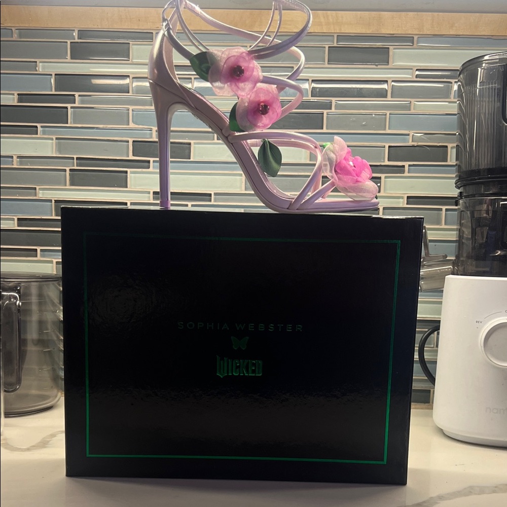 Sophia Webster Pink Floral Strappy Stiletto Heels - Picture 2 of 3